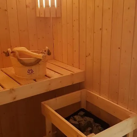 Gluexnest Bernstadt (Alb-Donau)